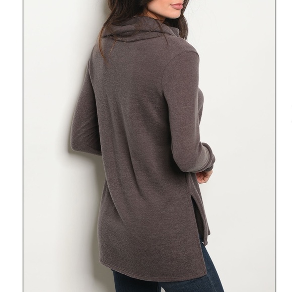❄️Winter Mocha Reindeer Top🙌🏻 2 Left ❄️ Sale - Picture 4 of 5
